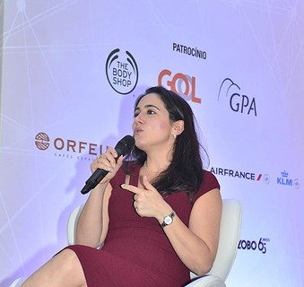 Cristina Junqueira, cofundadora da Nubank durante encontro sobre a mulher disruptora