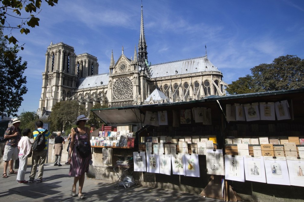 A Catedral de Notre-Dame. A "flecha" - a torre mais alta da Catedral - foi destruÃ­da no incÃªndio desta segunda (15). â Foto: JoÃ«l Saget/AFP