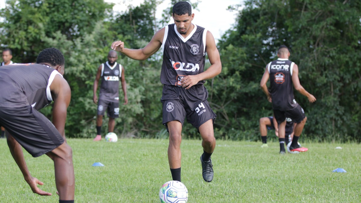 Com concorrência, Ramon Vitor concretiza desejo e fica no Rio Branco-ES ...