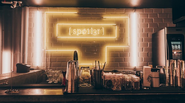 O Spoiler é um bar que vende drinks inspirados em séries (Foto: Divulgação)
