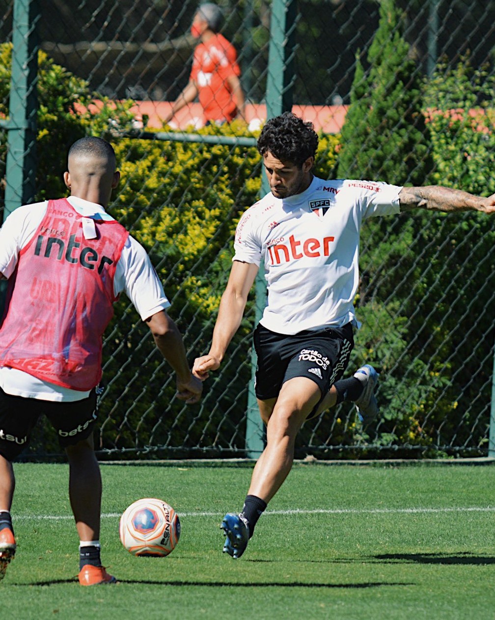 Alexandre Pato em treino do São Paulo — Foto: Reprodução/Twitter