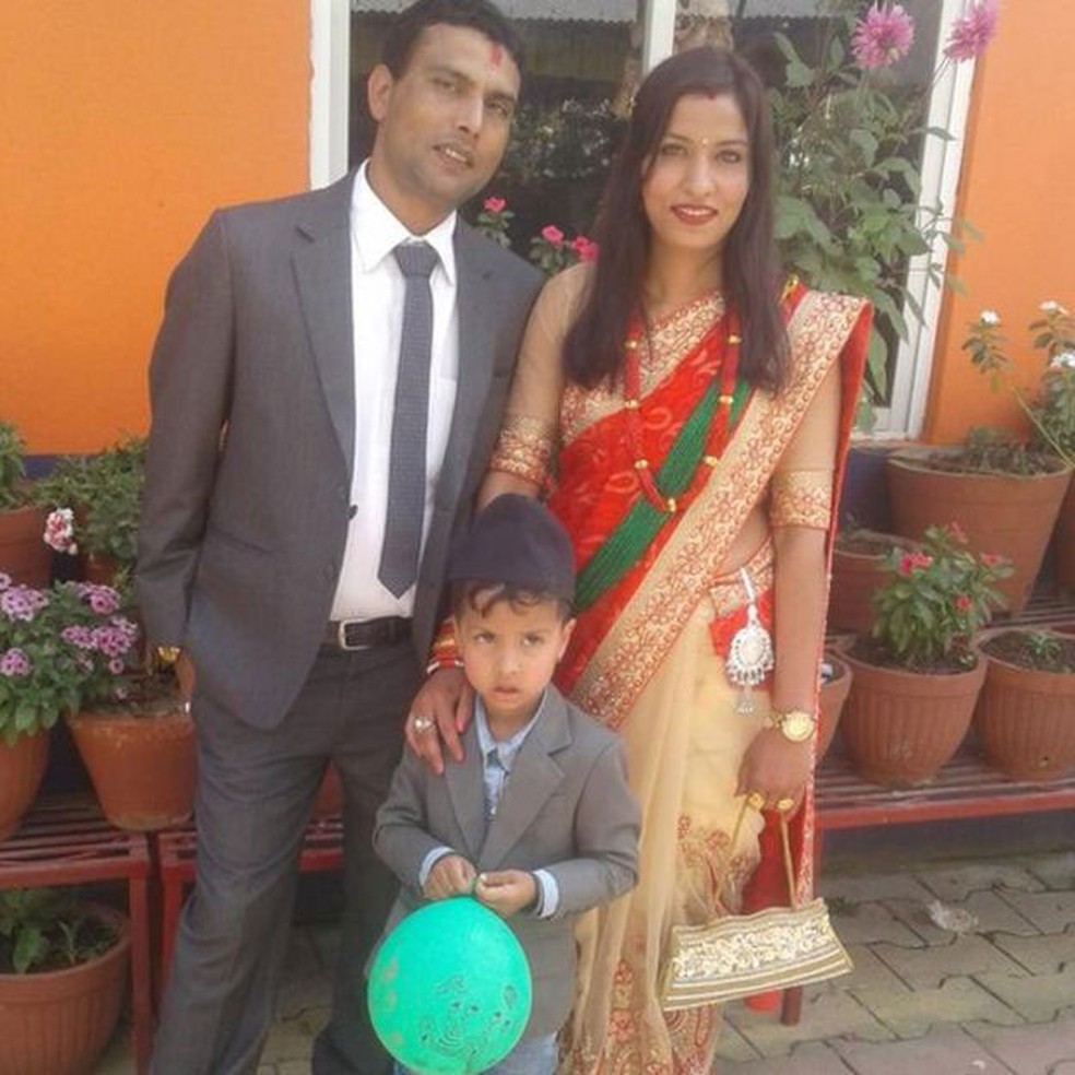 As castas, determinadas ao nascimento e transmitidas de pai para filho, definem o status social da população do Nepal e da Índia, países de forte tradição hindu (Foto: Arquivo pessoal)