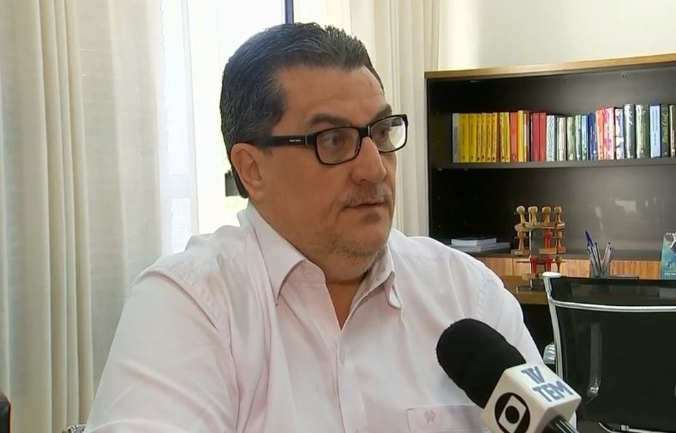 Eduardo de Camargo Neto (PRB), presidente da Câmara de Assis: "É um ser humano a quem devemos estender a mão" (Foto: TV TEM/Reprodução)