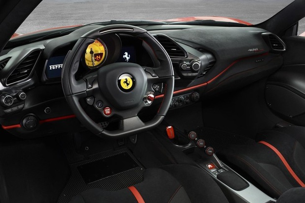 Confirmado Ferrari 488 Pista Chega Ao Brasil Ate O Comeco De 2019 Carros Autoesporte The pista coupe comes with. confirmado ferrari 488 pista chega ao