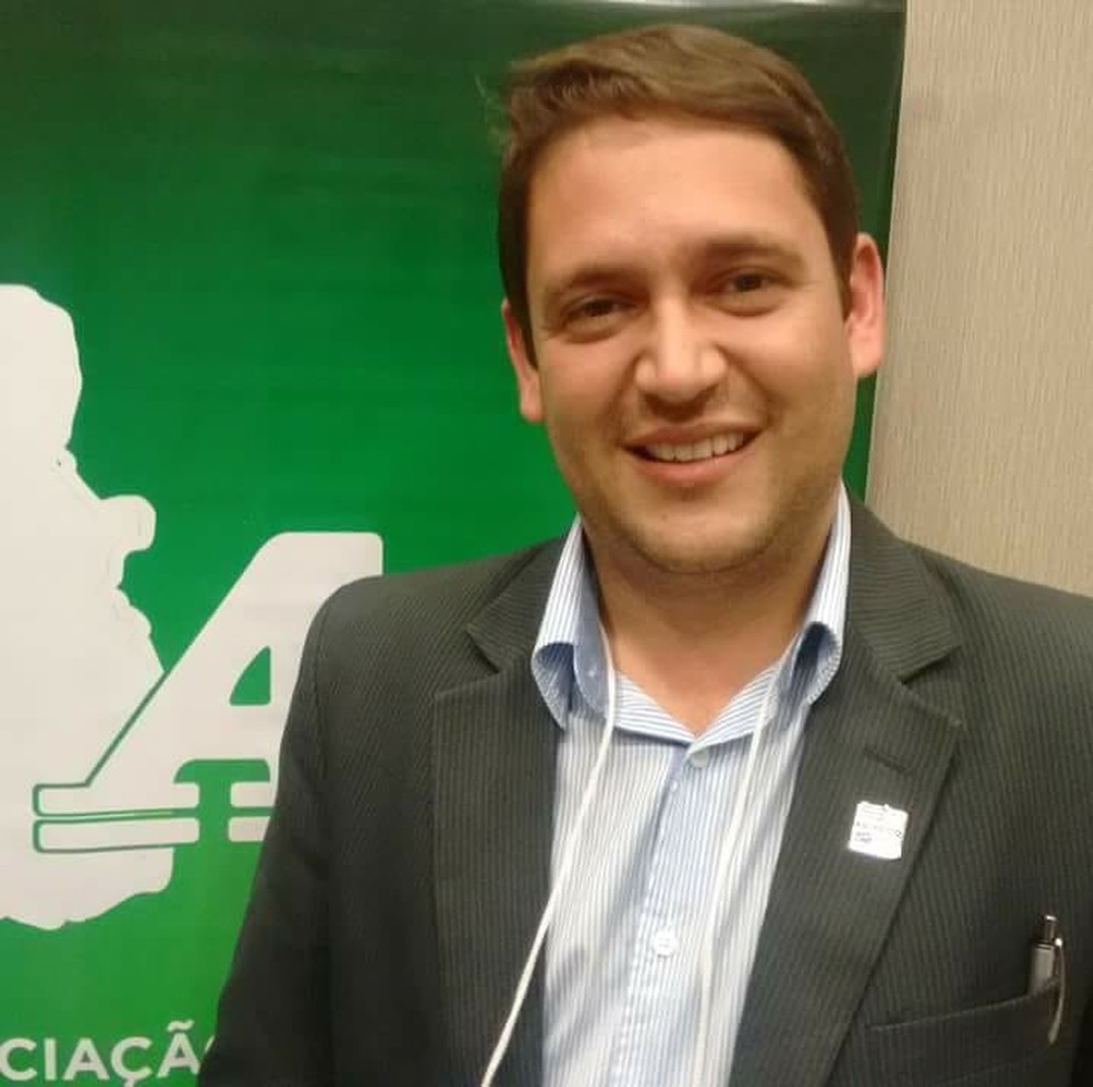 Yaporã da Fonseca Milhomem é foi afastado do cargo em Ponte Alta do Bom Jesus — Foto: Reprodução/Facebook