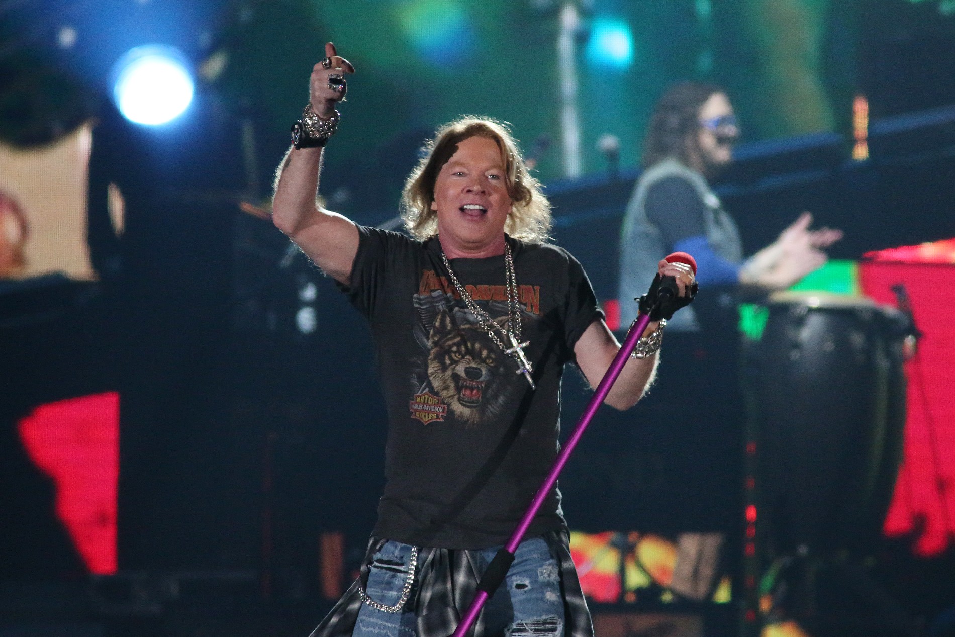 Guns N' Roses confirma turnê com oito shows no Brasil em setembro