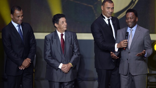 Amarildo quebra protocolo na Bola de Ouro e tem a Frase da Semana