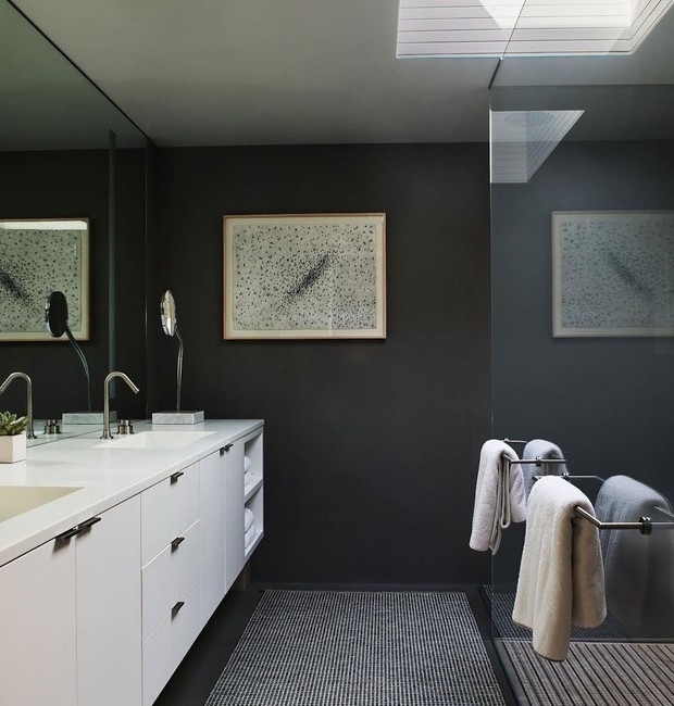 Banheiro residência Jason Statham e Rosie Huntington (Foto: Divulgação)