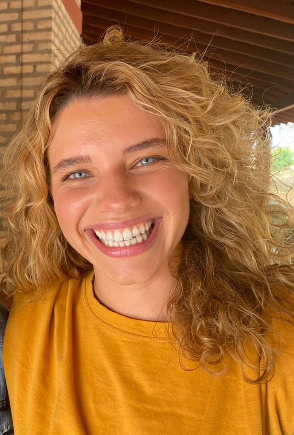 Atriz Bruna Linzmeyer é a nova Madeleine, a mulher da cidade grande que chega ao Pantanal pela primeira vez. — Foto: Allyson MaruyamaTV Morena