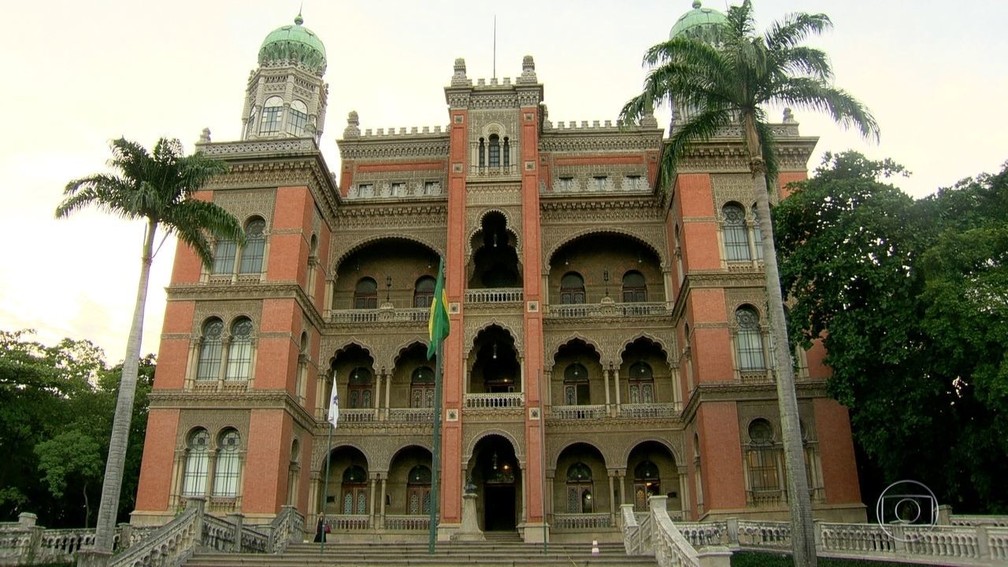Castelo da Fiocruz, em Manguinhos, Zona Norte do Rio de Janeiro — Foto: Reprodução