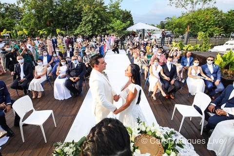 Gretchen e o safoxonista Esdras de Souza se casaram em cerimônia para 100 pessoas em Belém do Para