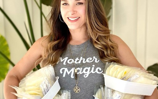 Fernanda Machado mostra estoque de leite materno: "Superpoder"
