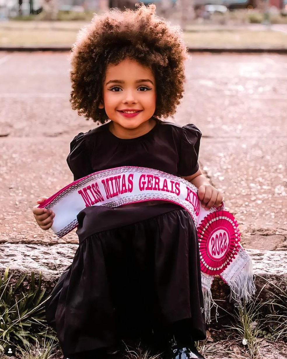 Maria Eduarda, de 4 anos, &eacute; a Miss Minas Gerais Kids &mdash; Foto: Instagram/ Divulga&ccedil;&atilde;o