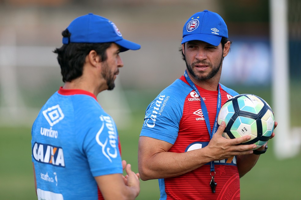 Treinador do Bahia disse que ainda não definiu o time para o jogo deste domingo (Foto: Felipe Oliveira/Divulgação/EC Bahia)