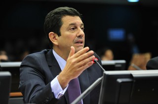 OFF - Deputados se aproximam de acordo para votar MP, mas com alterações