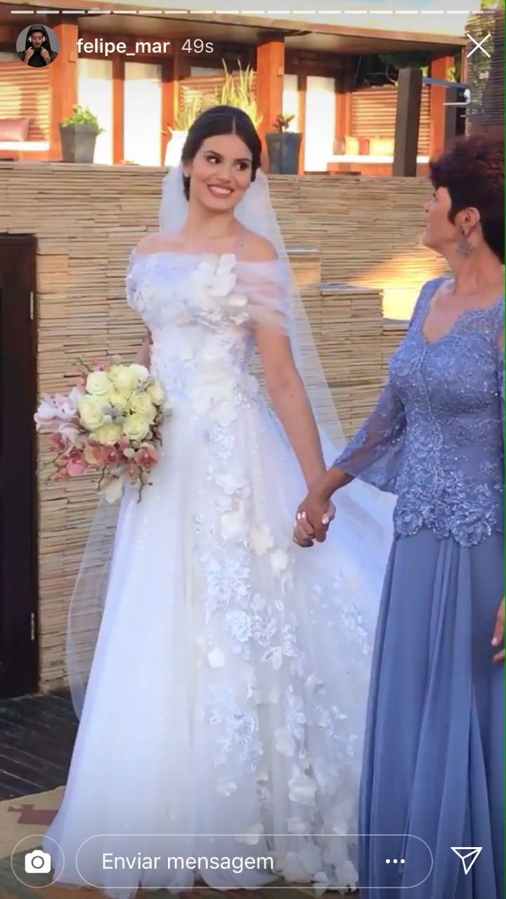 Camila Queiroz and her mother, Eliane (Photo: Reproduction / Instagram) Camila Queiroz and her mother, Eliane (Photo: Reproduction / Instagram)