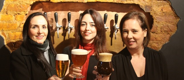 Cervejeiras lançam livro na Bienal 2017