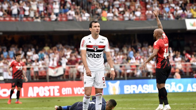 Pablo parou em Santos no primeiro tempo