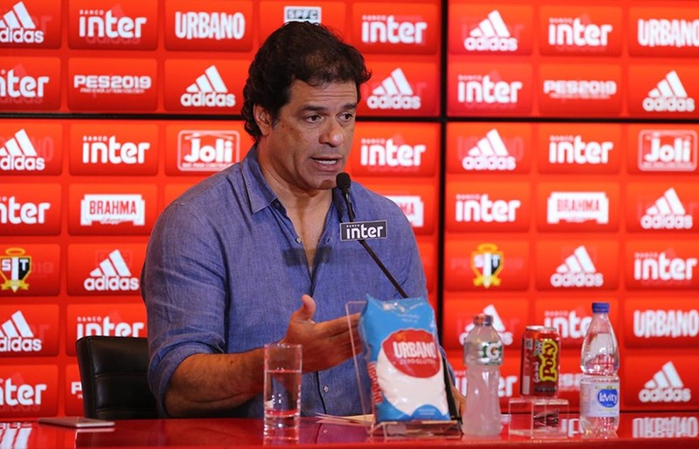 Opiniao Precisamos Repensar A Quantidade De Marcas Exibidas Por Nossos Clubes De Futebol Blog Do Rodrigo Capelo Ge O clima está muito bom aí, né, rony? rodrigo capelo
