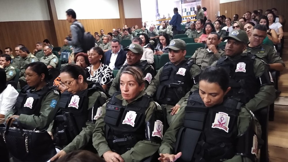 Policiais que integrarão a Patrulha Maria da Penha, em Teresina. — Foto: Nayara Nadja/TV Clube