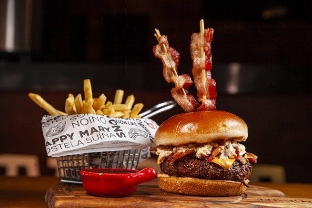 Detroit Steakhouse: rede de franquias vai oferecer sanduíches com desconto no Dia do Hamburger (Foto: Divulgação)
