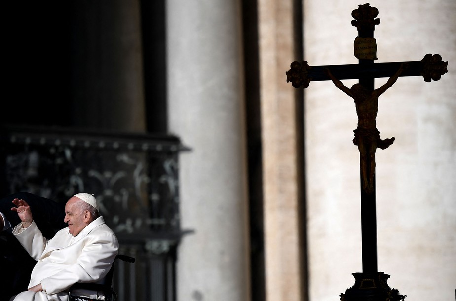 Papa Francisco durante seu pronunciamento semanal na Basília de São Pedro, no Vaticano, na quarta-feira
