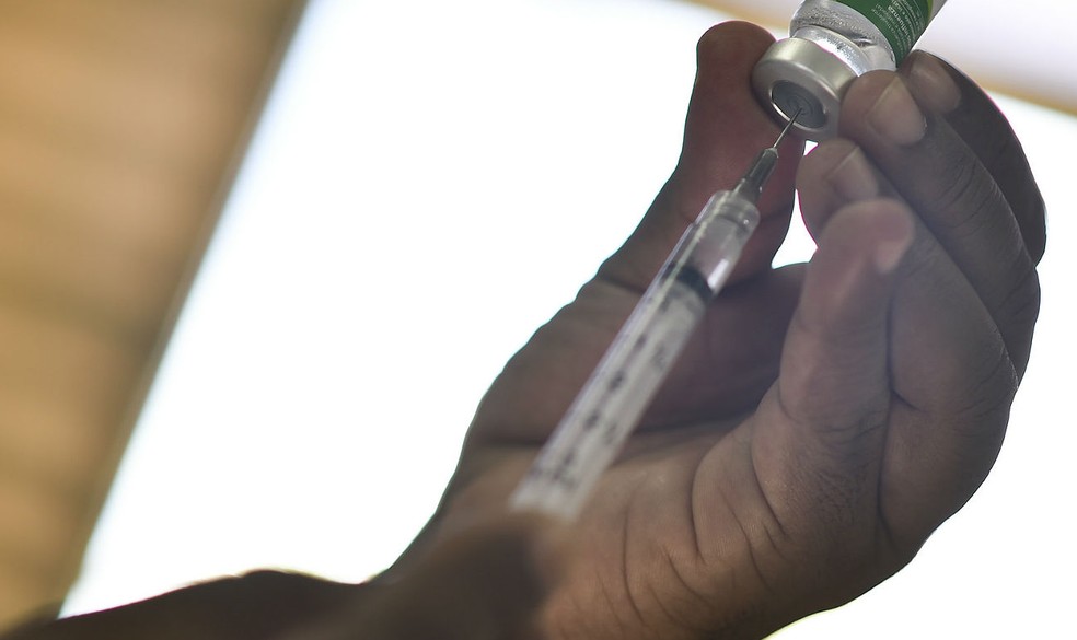 Vacina hexavalente acelular está em falta na rede privada (Foto: André Borges/Agência Brasília)