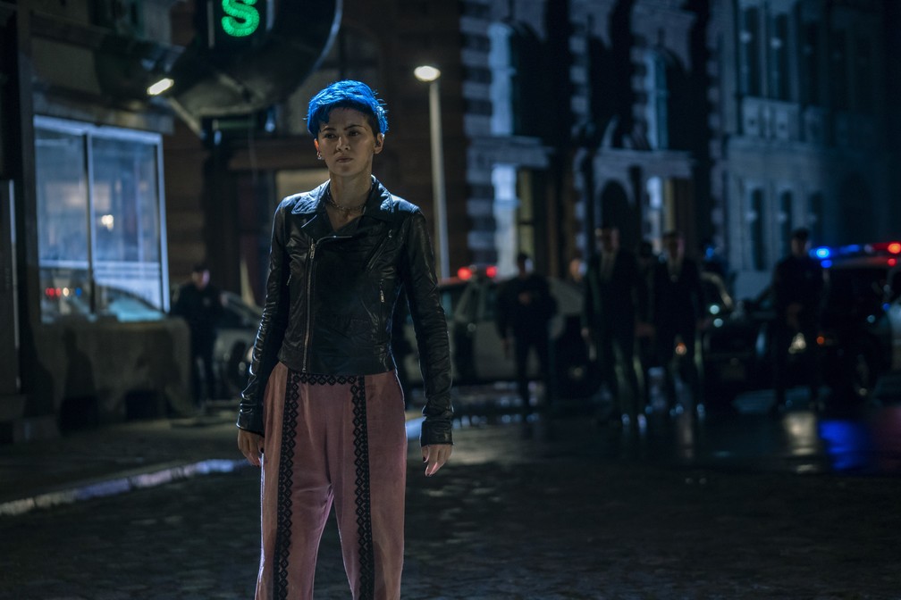Jessica Hedwick em cena de 'Matrix Resurrections' — Foto: Divulgação