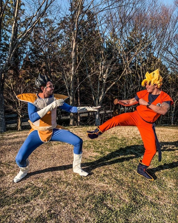 Políticos japoneses fazem cosplay de personagens de Dragon Ball Z