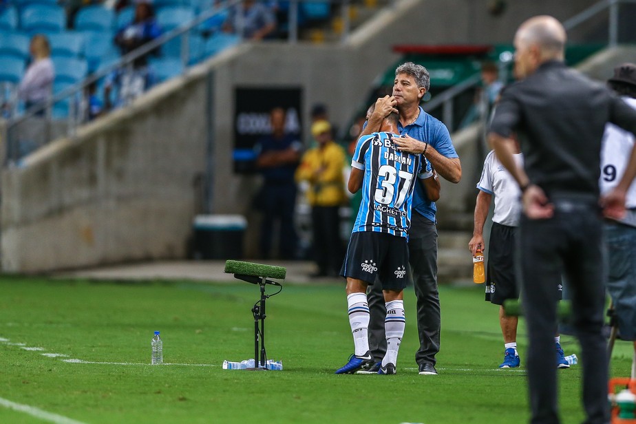 Apos Recado De Renato Darlan Assiste E Elogia Mundial Do Gremio Em 83 Time Muito Grande