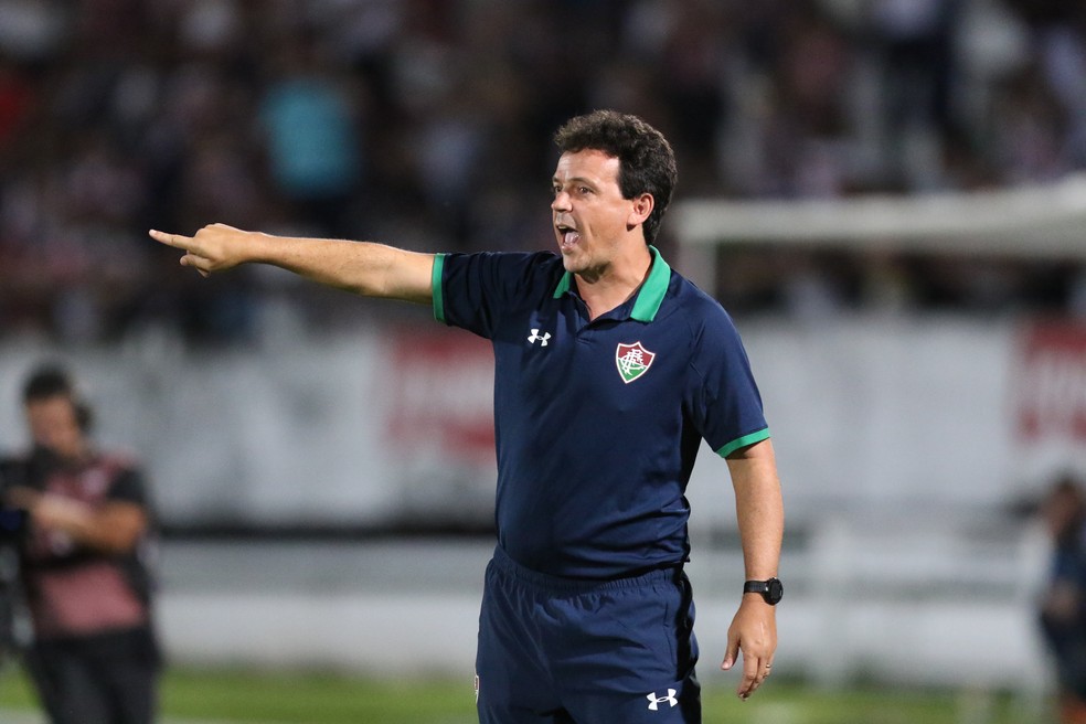 Fernando Diniz Santa Cruz x Fluminense Copa do Brasil — Foto: Aldo Carneiro / Pernambuco Press