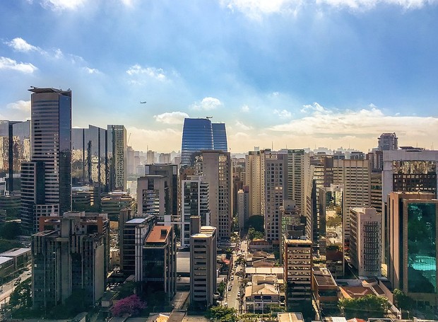 O bairro do Itaim Bibi, em São Paulo, é um dos que possui o valor do m² de apartamentos mais caros (Foto: Francisco Anzola / Rodrigo Tetsuo Argenton / Wikimedia Commons)