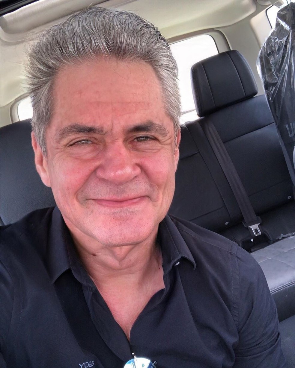 Lucas Veloso fez selfie no carro — Foto: Reprodução/Instagram
