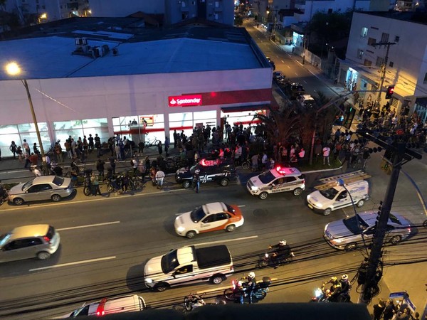 Cameras Ao Vivo Balneario Camboriu Av Do Estado Agencia Bancaria De Balneario Camboriu E Alvo De Criminosos Nesta Terca Feira Santa Catarina G1