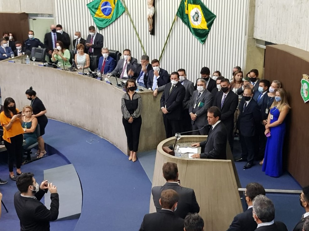 Evandro foi eleito por unanimidade na Assembleia do Ceará  — Foto: José Leomar/SVM