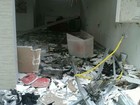Criminosos explodem caixas e agência fica destruída em Medeiros
