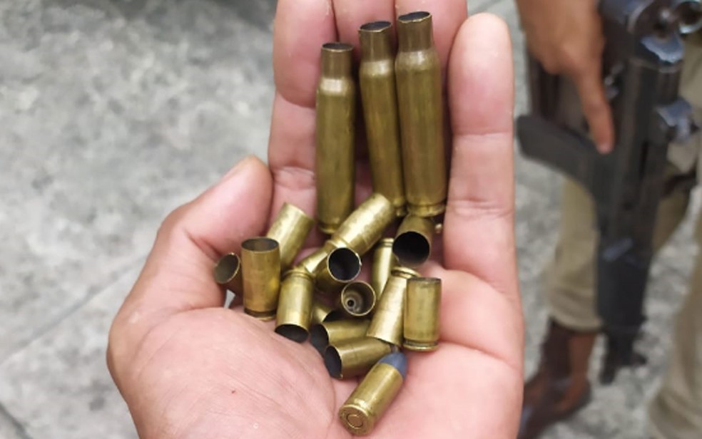 Estojos de fuzil encontrados no Nordeste de Amaralina, em Salvador — Foto: Divulgação/SSP-BA