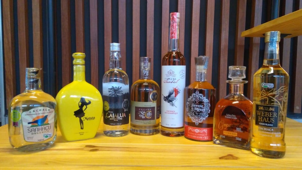 Cachaças em exposição no Brasília Cachaça Experience — Foto: Brasília Cachaça Experience/Divulgação