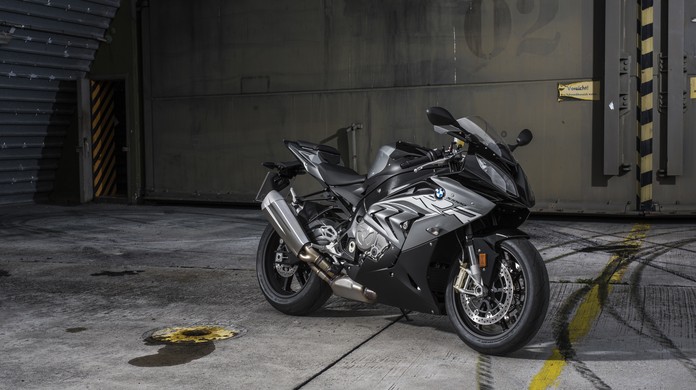 Bmw S 1000 Rr 2017 Ganha Novos Grafismos E Custa R 75 900 Motos G1