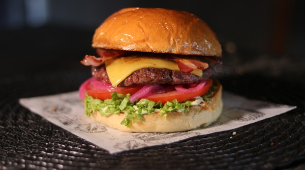 Hamburger artesanal da Industriaburger (Foto: Divulgação)