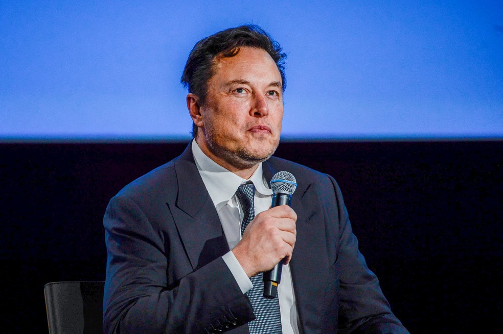 Musk cria a X.AI, empresa de inteligência artificial que vai competir com OpenAI. — Foto: Reuters