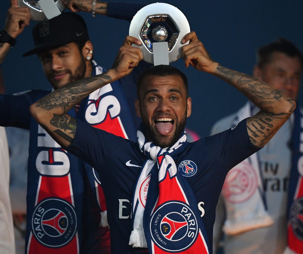 Daniel Alves — Foto: AFP