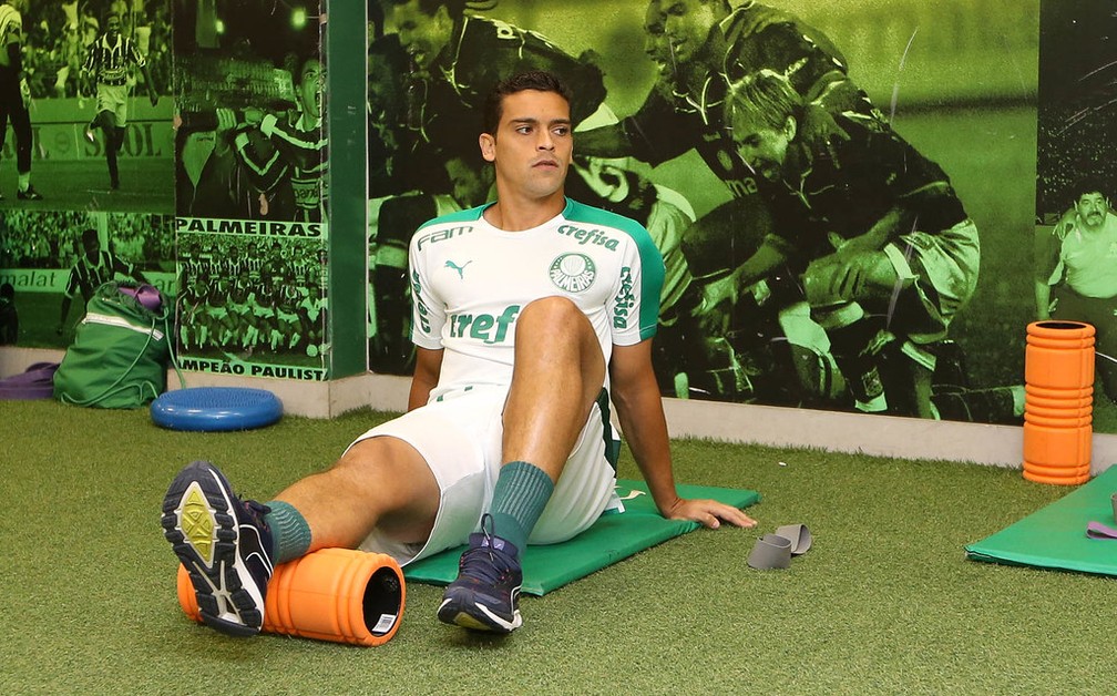 Com contrato perto do fim, Jean planeja jogar até os 40 anos