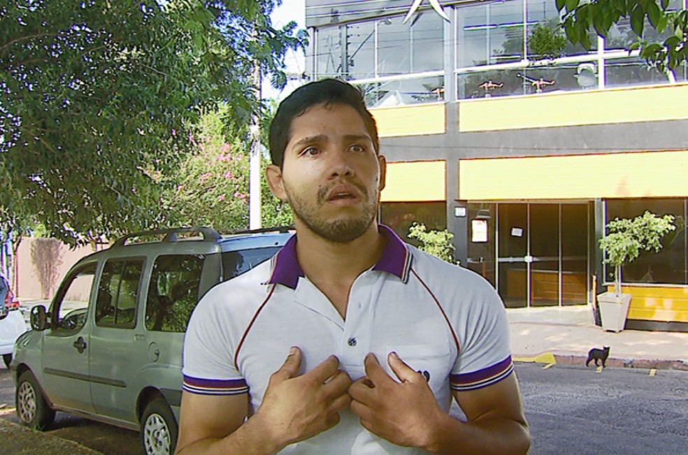 Irmão de estudante encontrado morto em academia diz que irmão não teve chance de ser socorrido — Foto: Reprodução EPTV