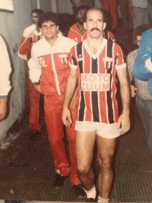Mário Sérgio e Vevé (ao fundo, de agasalho) (Foto: Arquivo Pessoal)