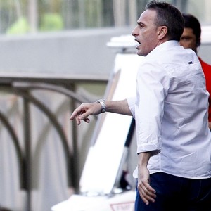 Bento crê em vitória justa no Cruzeiro e admite ter maior desafio da carreira