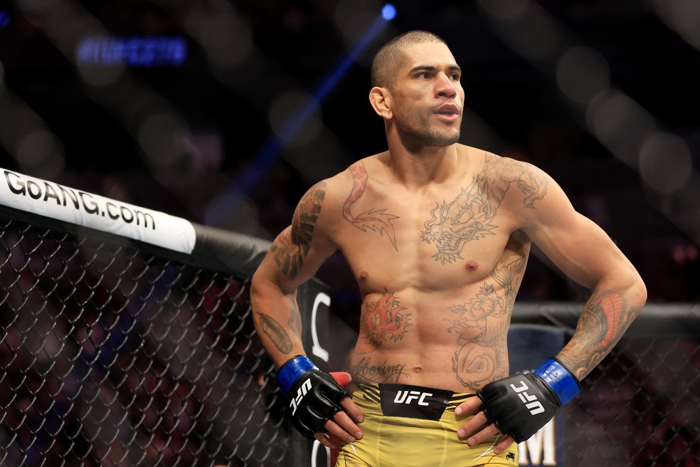 Alex Poatan pode se sagrar campeão peso-médio do UFC neste fim de semana — Foto: Getty Images