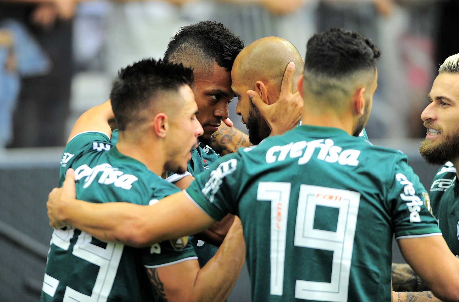 Palmeiras isola Rodriguinho e exibe nova cara para ficar perto do título