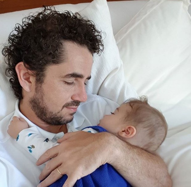 Felipe Andreoli posta foto com filho (Foto: Reprodução / Instagram)