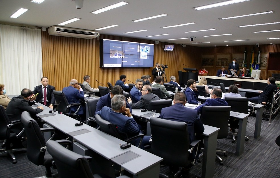 Vereadores aprovam projetos de lei que criam 90 cargos comissionados em Natal — Foto: Elpídio Júnior/CMN